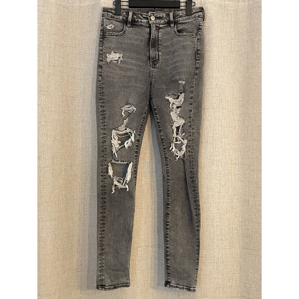 American Eagle Women’s Next Level Stretch Distressed Jeans Size 8 Regular